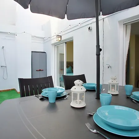 Daire Malaga Lodge Studio *