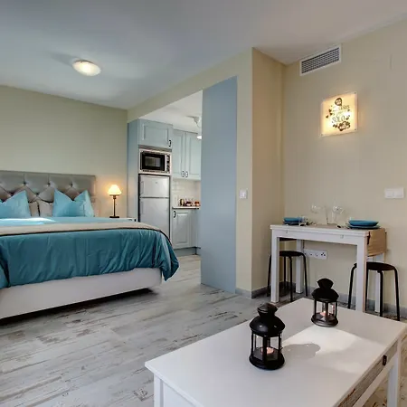 Malaga Lodge Studio Daire *