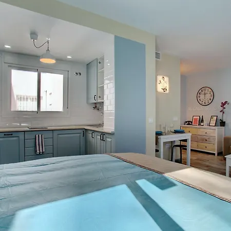 Daire Malaga Lodge Studio *